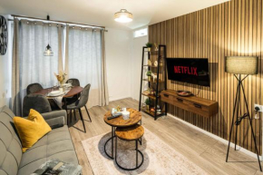 Charming London Apartment with Great Location